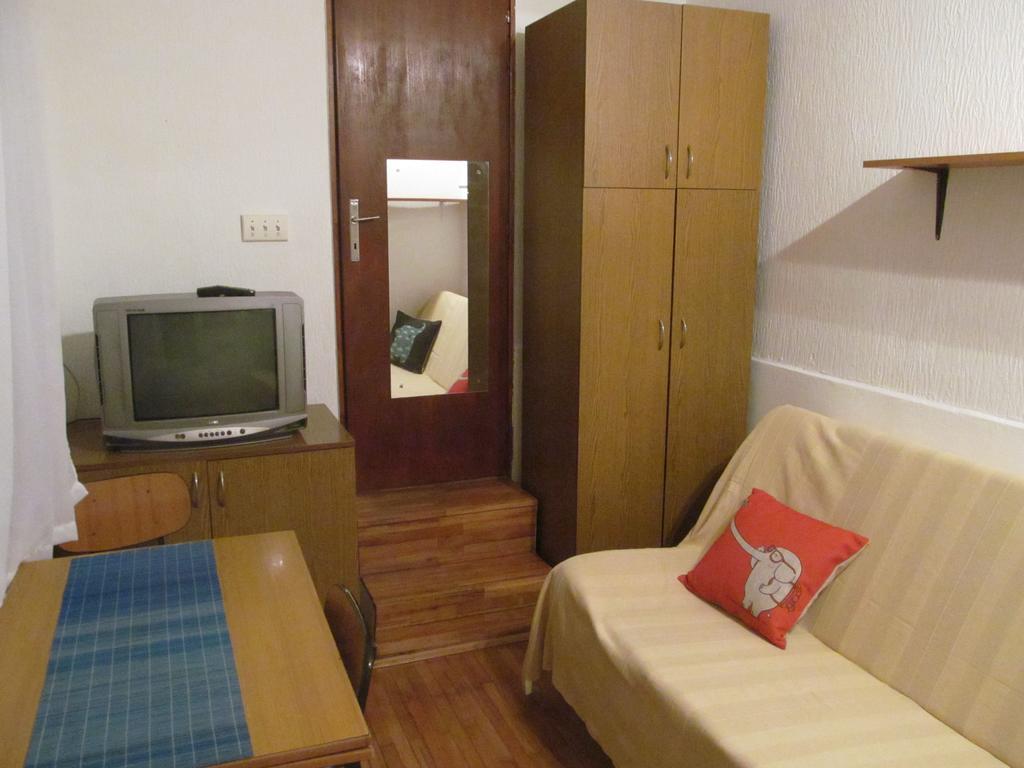 Studio Kalenic Belgrad Exteriör bild